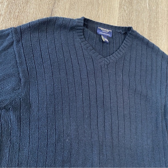 AMERICAN EAGLE OUTFITTERS Men’s V-neck Long Sleeve Sweater Size Large - Picture 3 of 4